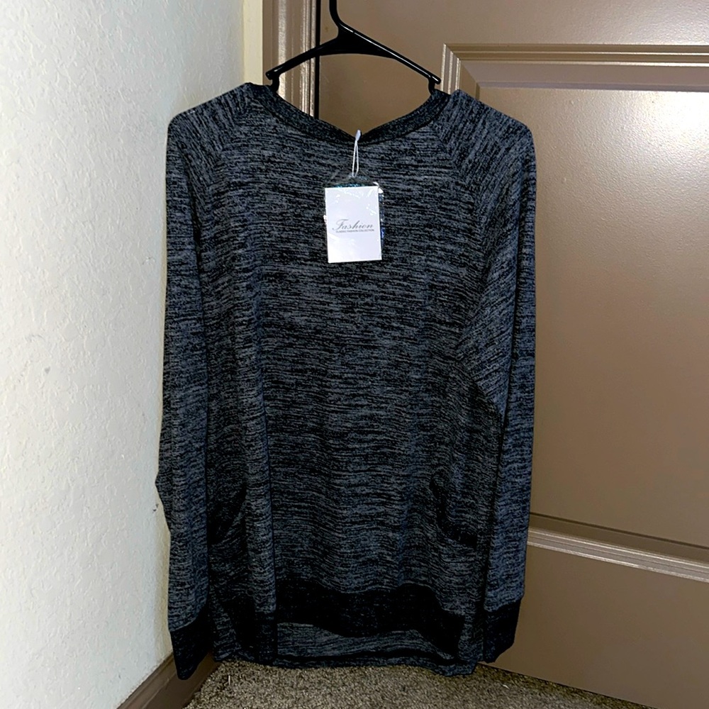 Designer long sleeve shirt! insanely comfy and stretchy and great material!